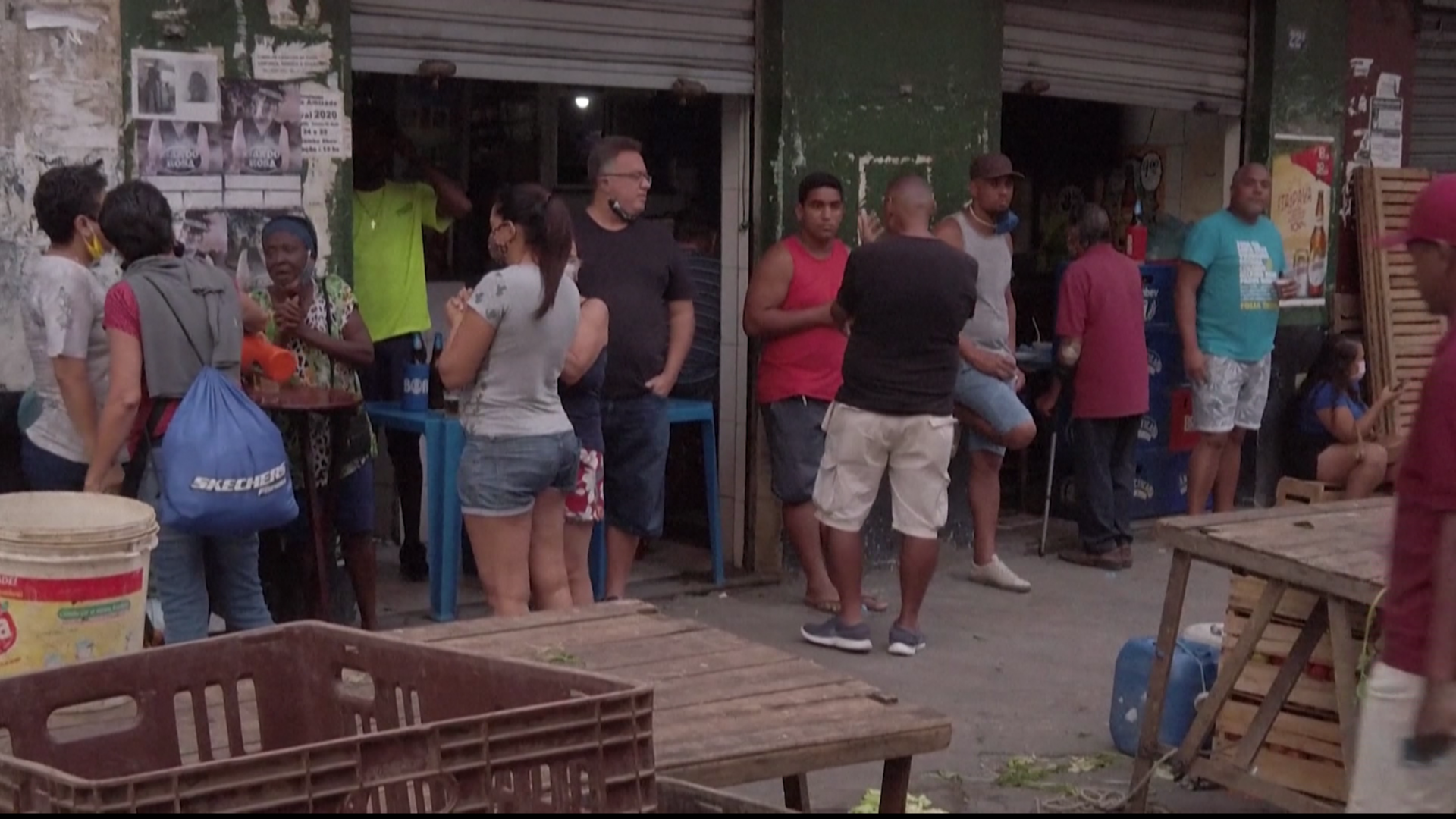 Li Brazîl hejmara kesên bi korona dımirin zêde dibe